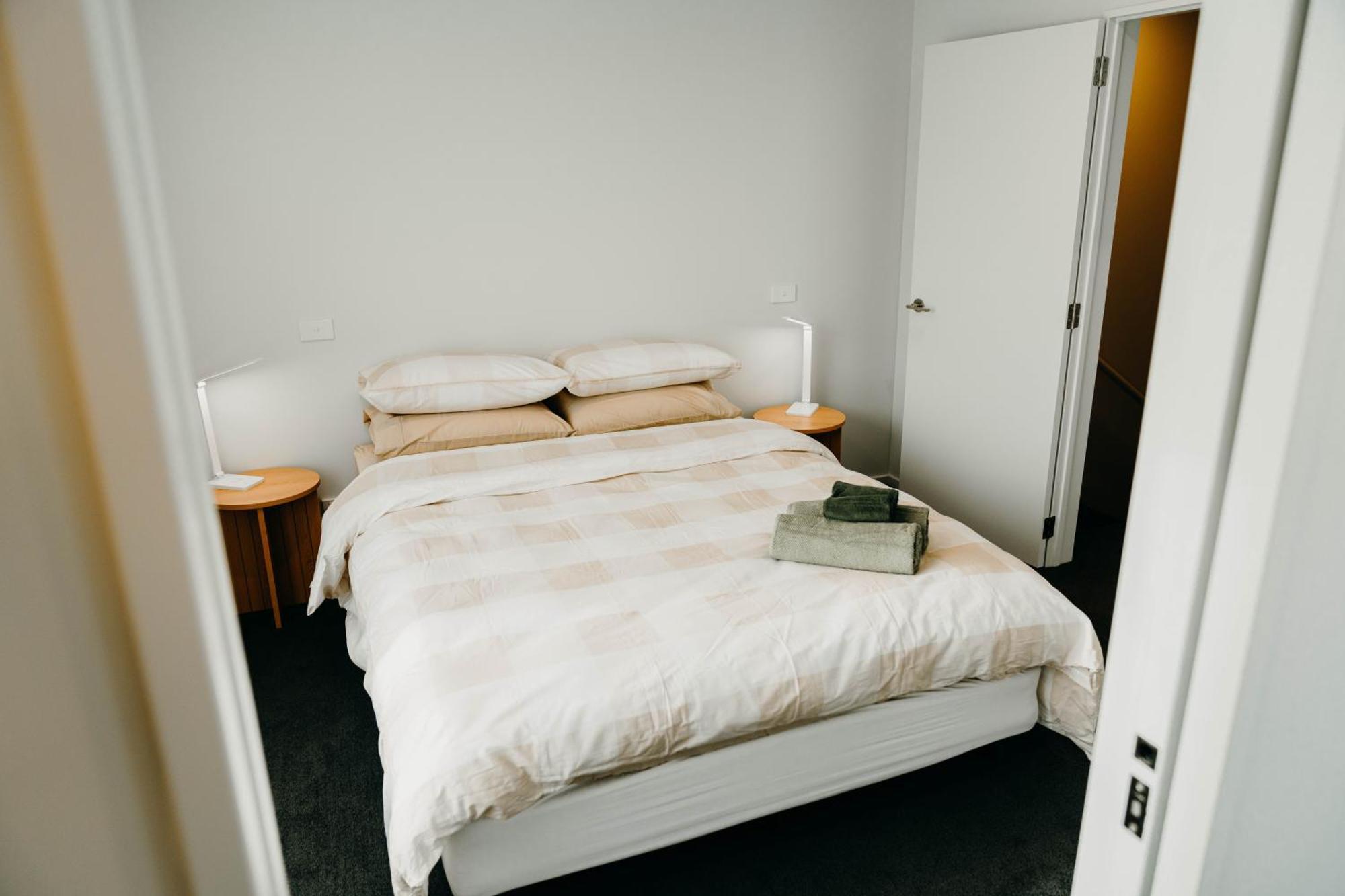 New Townhouse, Heart Of City Centre, 2 Bed 2 Bath, Car Park Christchurch Exterior foto